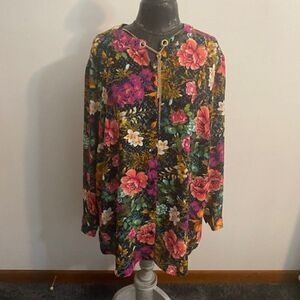 Bold Element Tunic with necklace drawstring, size 2X